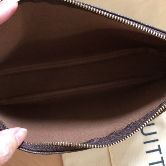 🌼🌼 AUTHENTIC 🌼🌼 Louis Vuitton Murakami Panda Pochette - Picture 9 of 16